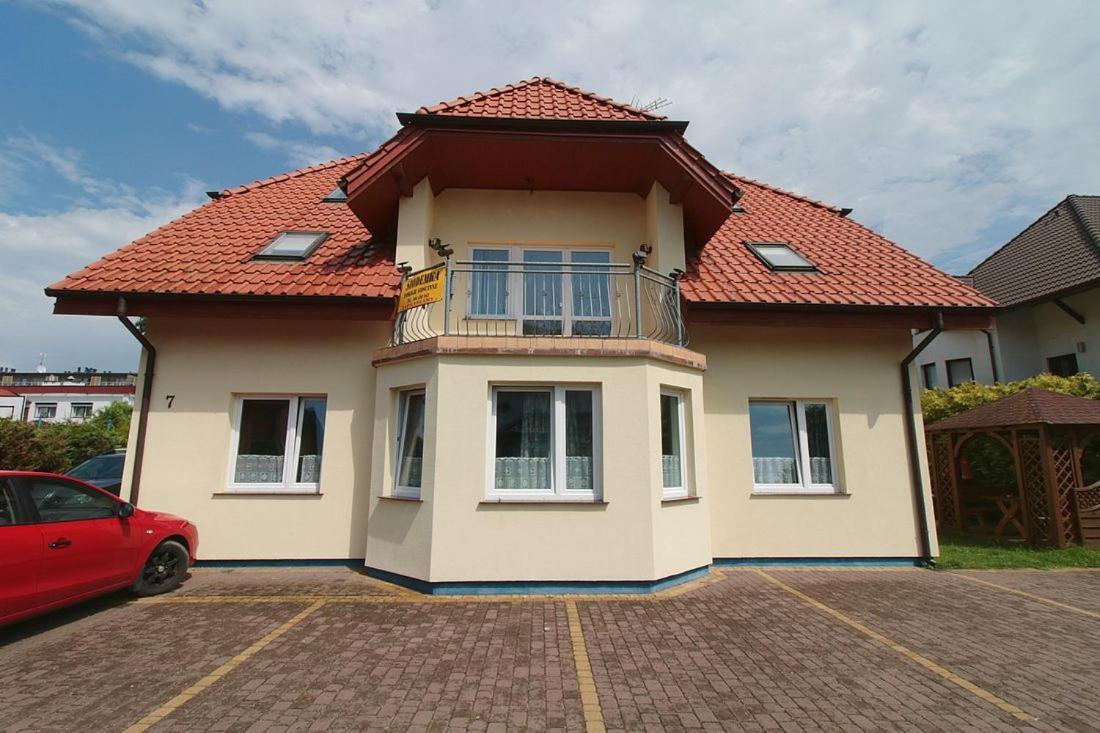 Dziwnówek Siodemka W Dziwnowku酒店 外观 照片